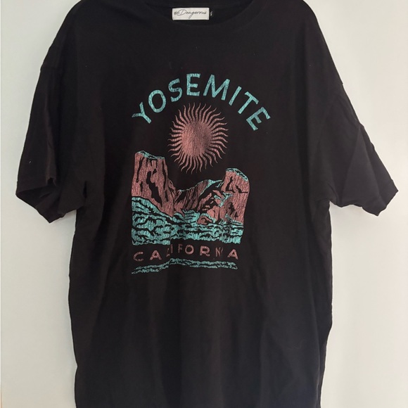 Free People Tops - Free People Black Yosemite Graphic Tee